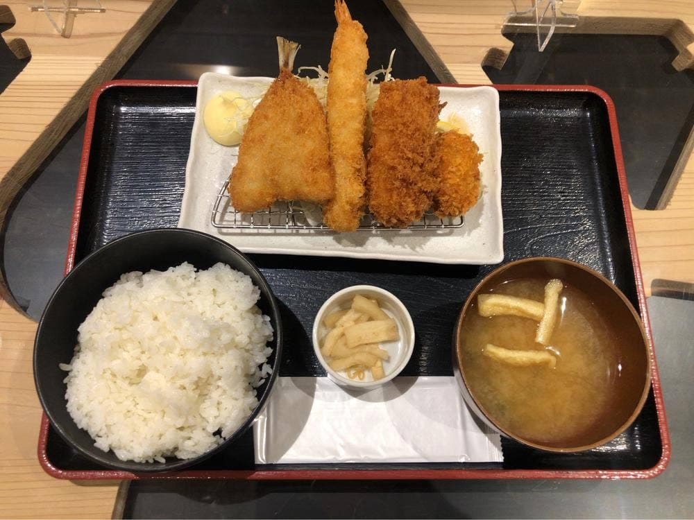定食屋たかの富士 マルイファミリー溝口