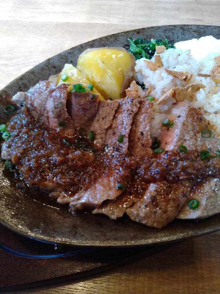 熟成肉とワインの店 ジャイアン