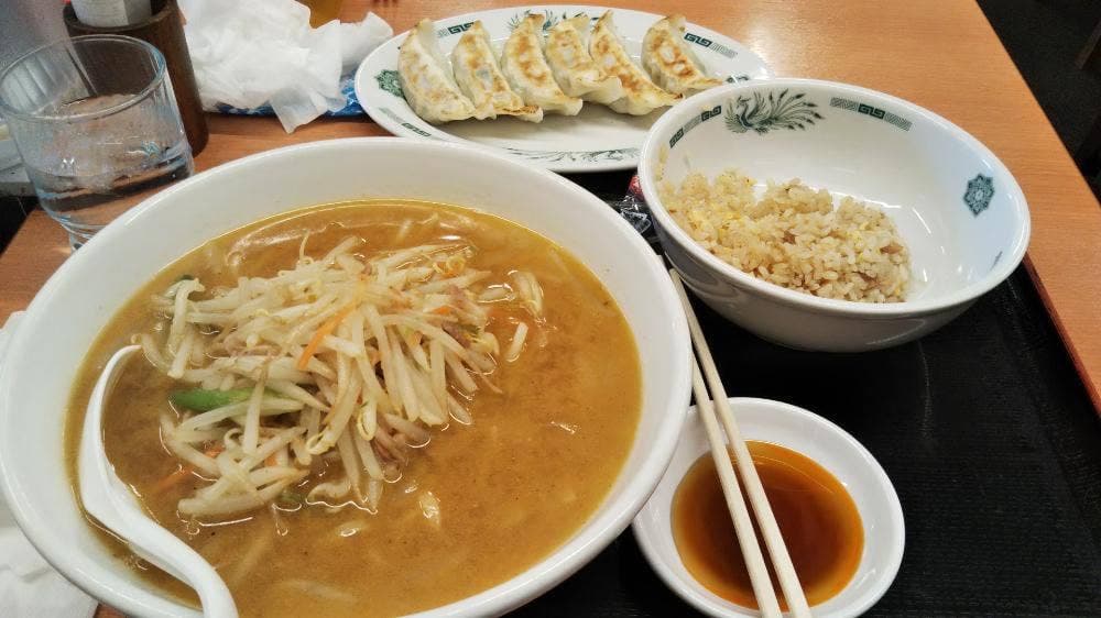 日高屋 川口駅西口店