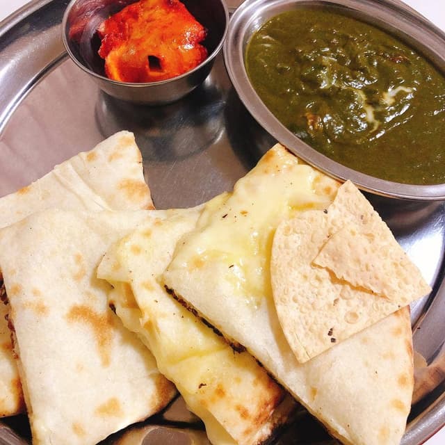インドレストラン スラジュ 中百舌鳥店 - サブ画像1