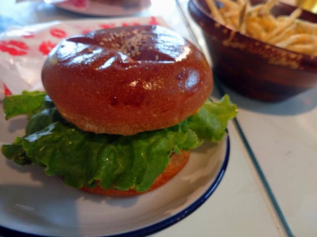 テディーズビガーバーガー 鎌倉七里ヶ浜店 - サブ画像1