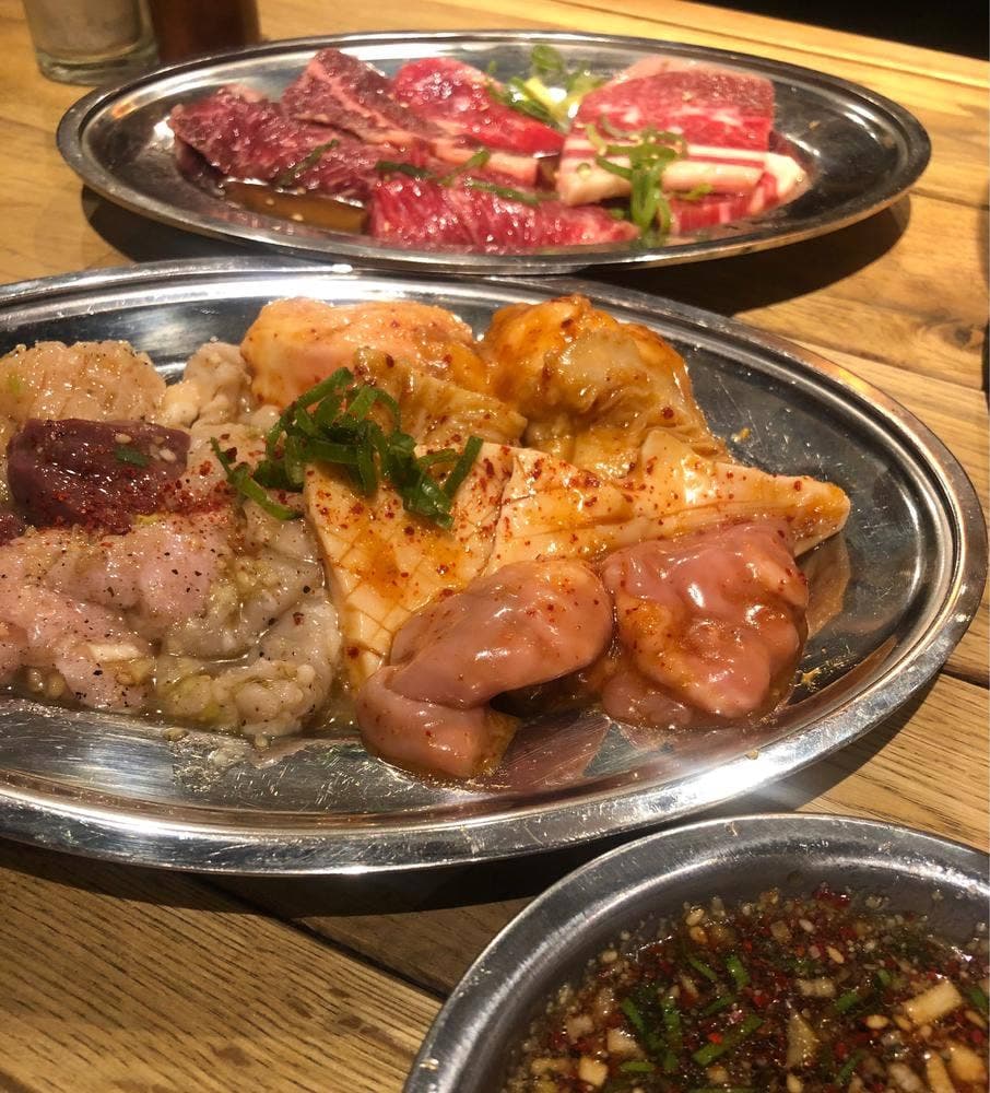 ホルモンヤキニクひまわり