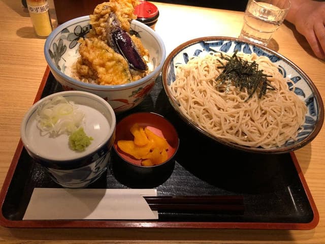 麦酒と日本酒と蕎麦 TOWA - サブ画像3