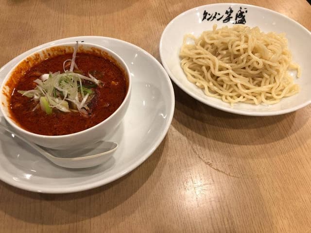 博多辛味噌 タンメン笑盛 天神南店 - サブ画像3