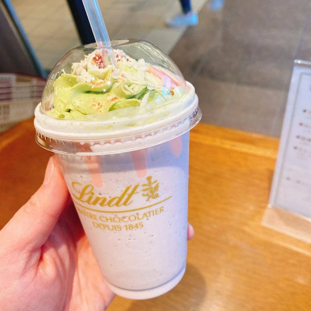 リンツ ショコラ カフェ 三井アウトレットパーク滋賀竜王店