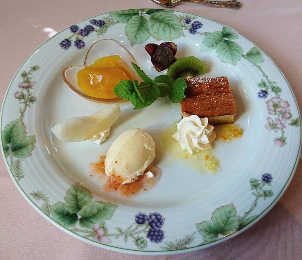 レストラン リヴァージュ