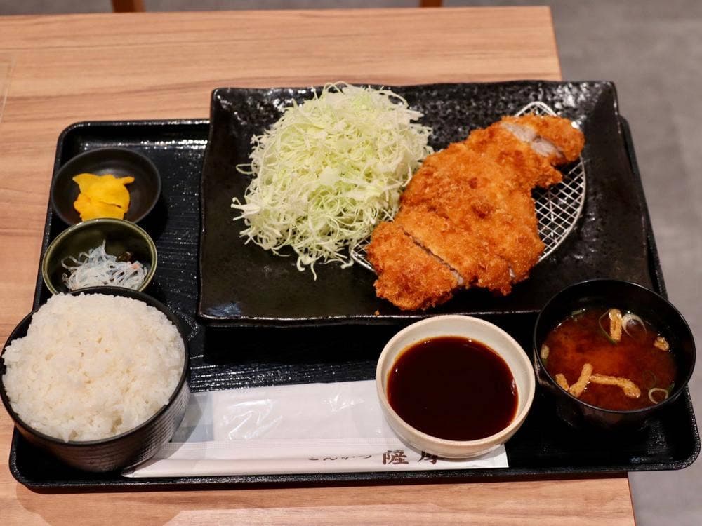 とんかつ薩摩 ららぽーと愛知東郷店