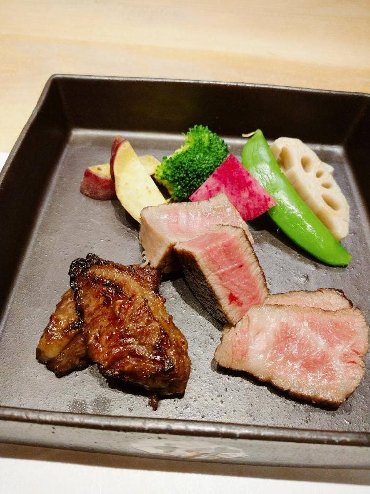 肉炭馨 和衷