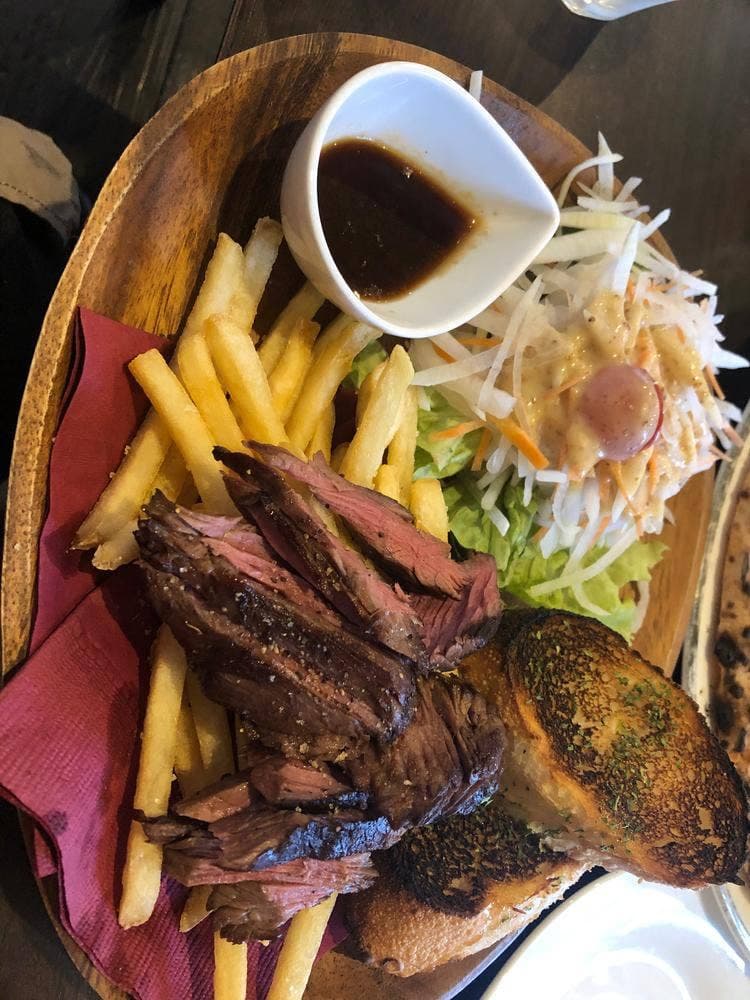 薪窯pizza&燻製バル ケムファー