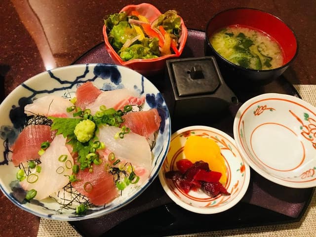 うえ田 横浜店 - サブ画像1