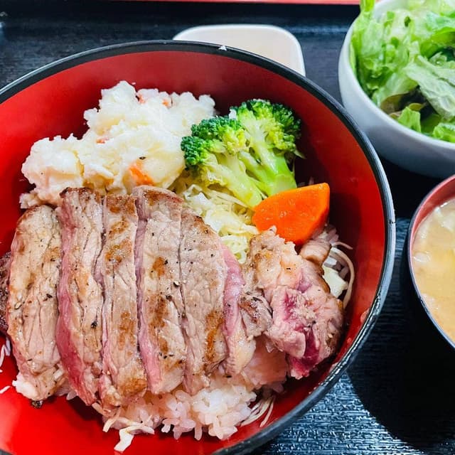 とんかつ新和 - サブ画像2