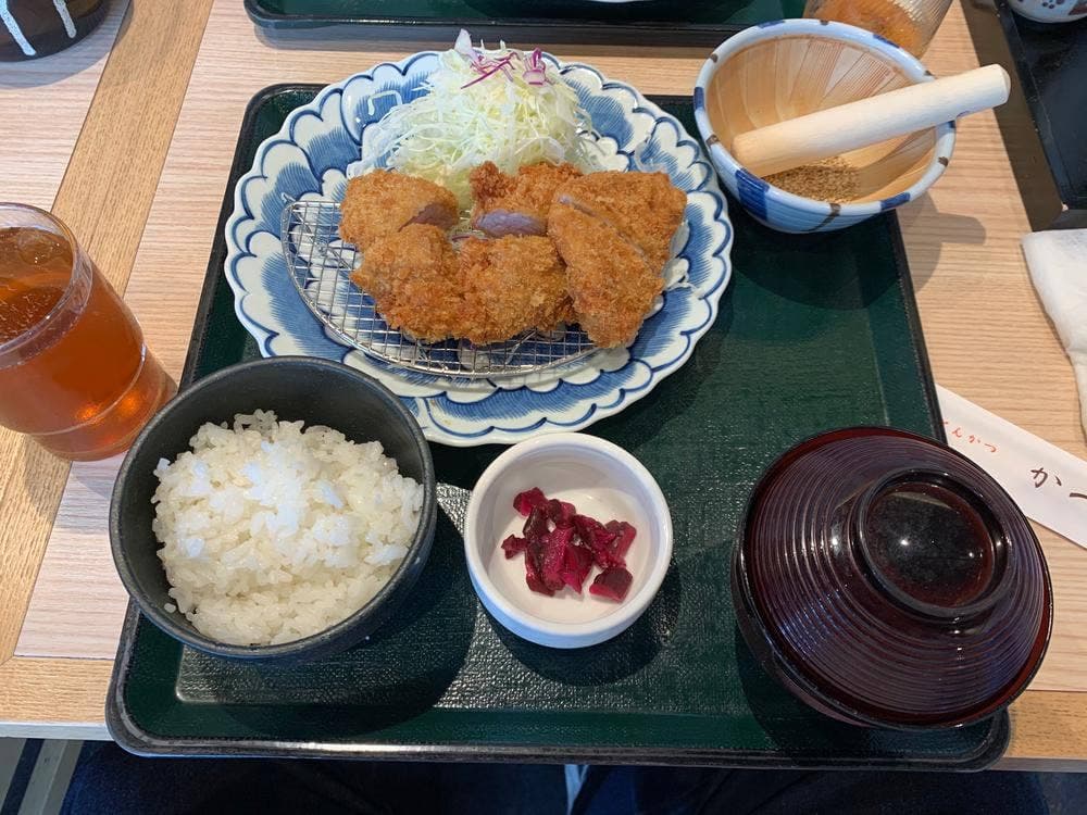 とんかつ かつ楽 高尾店