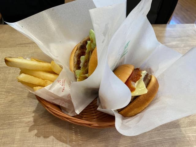 モスバーガー 梅ヶ丘駅前店 - サブ画像1