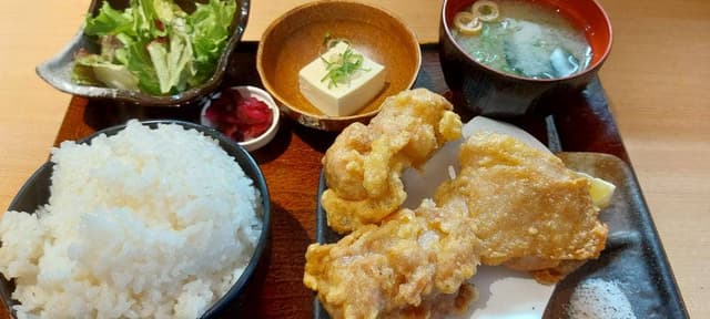 市ヶ谷 巴 - サブ画像3