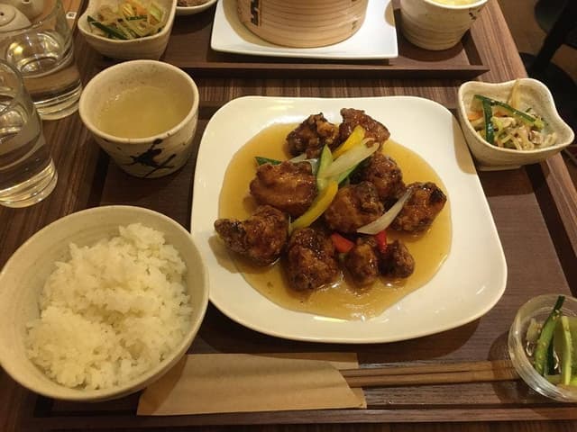 飲茶バル チェンロン 神戸三宮 - サブ画像3