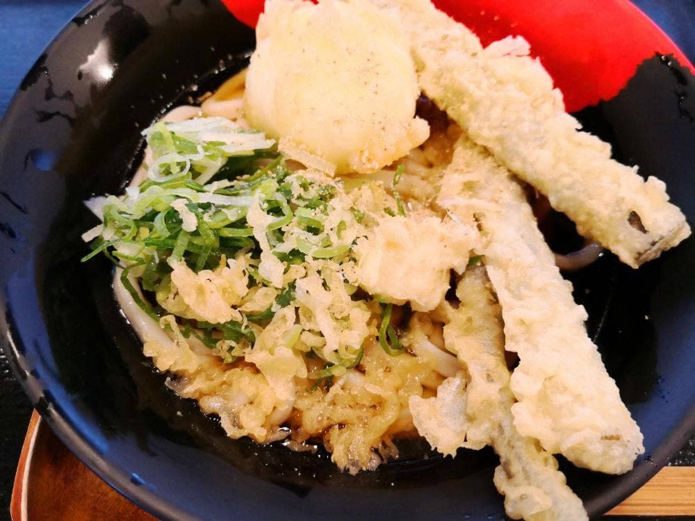讃岐釜揚げうどん 伊予製麺 北見店
