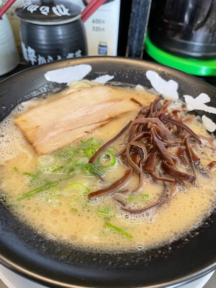 ラーメン雷蔵 諸岡店