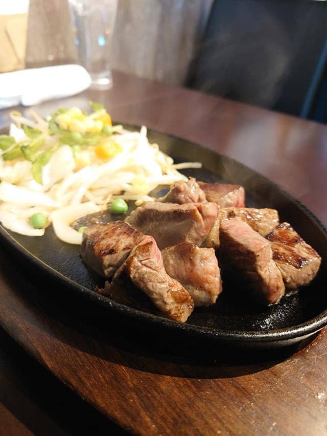 肉yaステーキ - サブ画像3