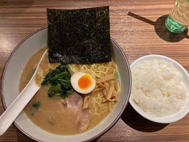 横濱家 都筑インター店 - サブ画像1