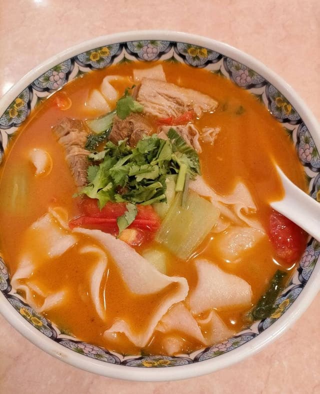 蘭州牛肉拉麺 東珍味小籠包 - サブ画像2
