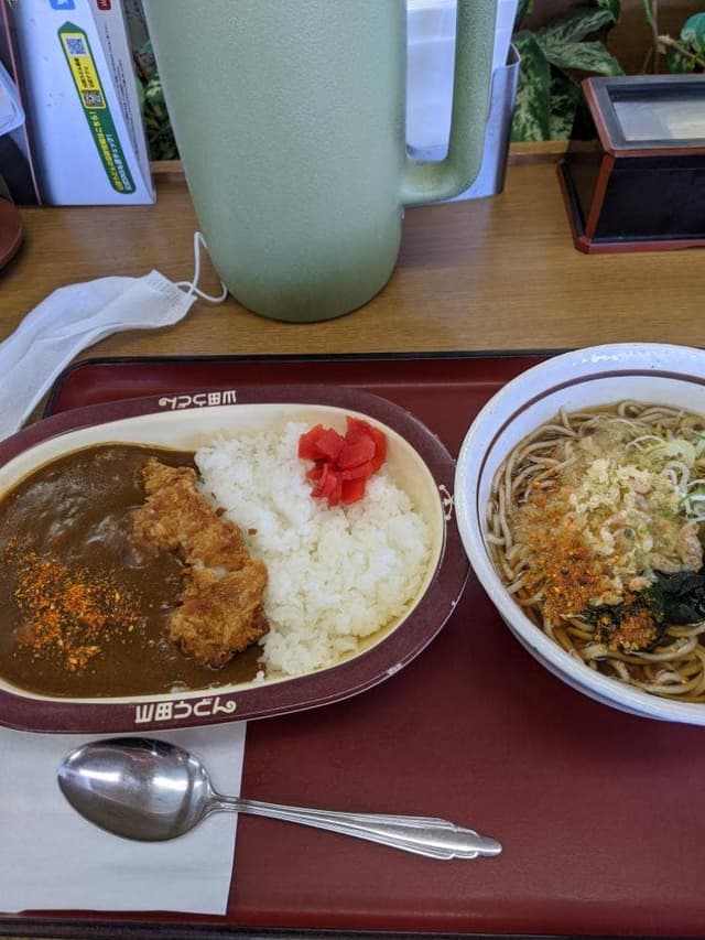 山田うどん 芽吹店 - サブ画像2