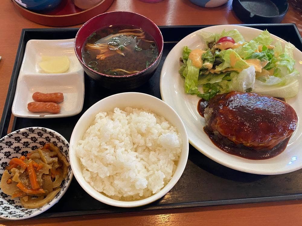 昼どきキッチン ままや