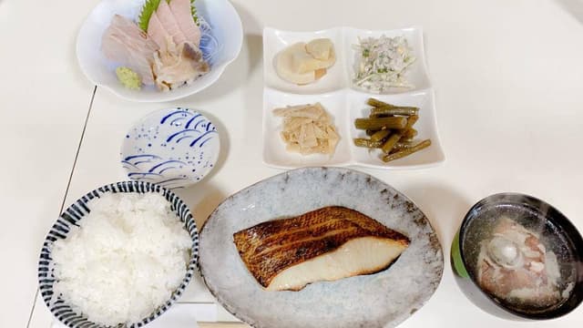 呑み喰い処 榮 - サブ画像1