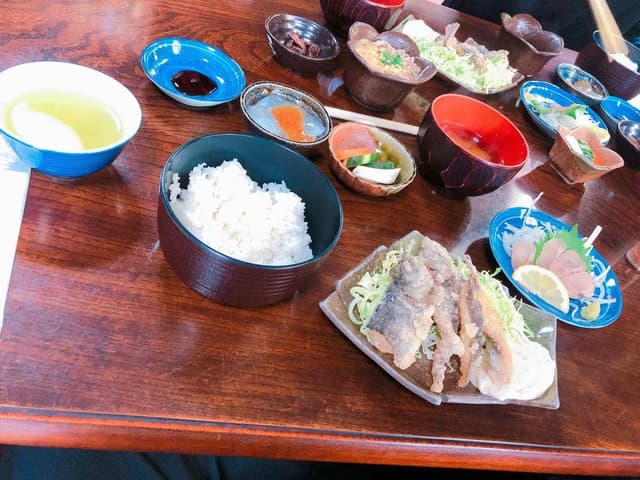 ヤマメ料理 見月茶屋 - サブ画像1