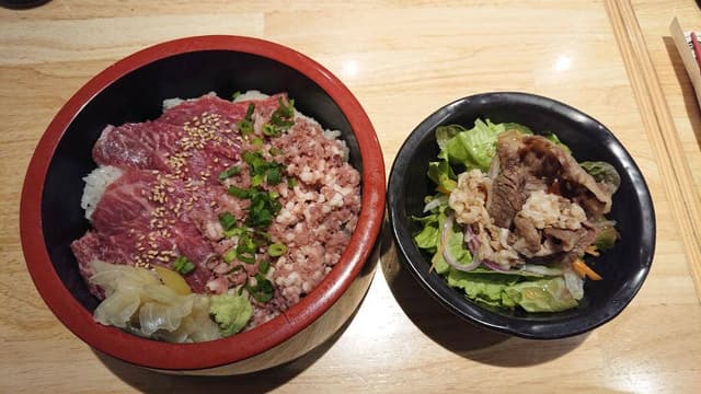 池袋東口 肉寿司 - サブ画像3
