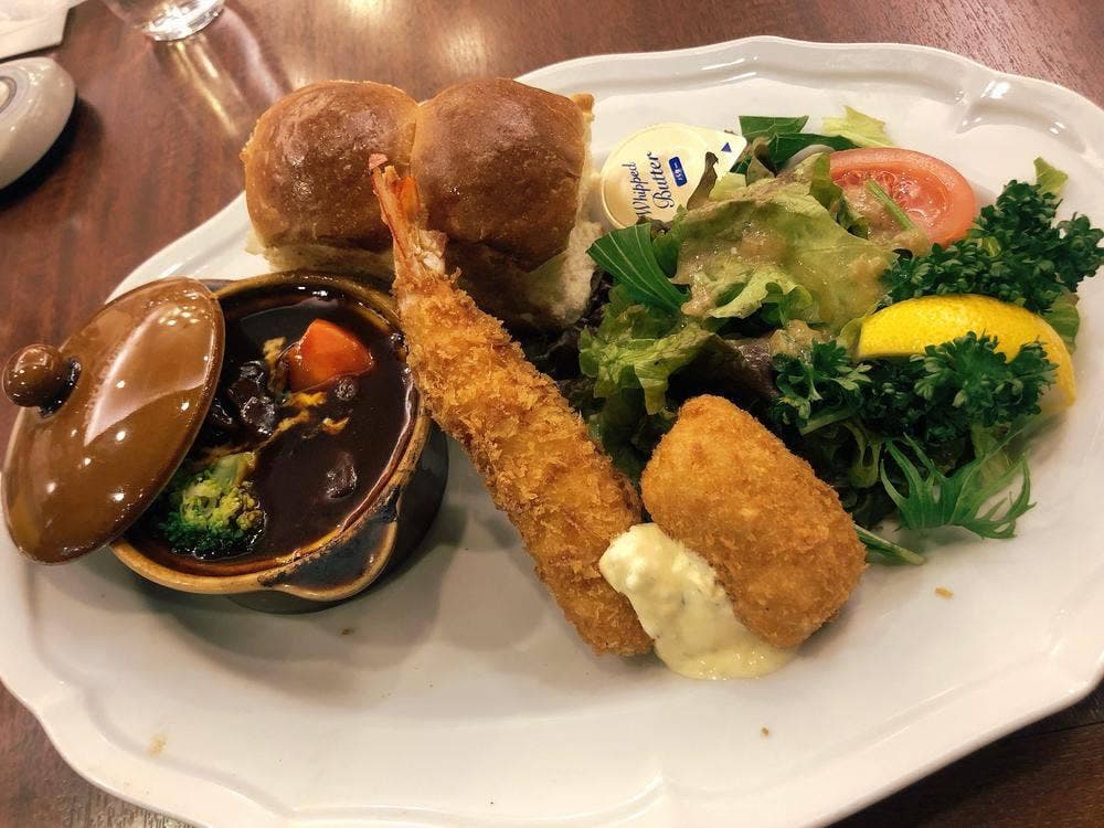 ロイヤルホスト 衣笠インター店