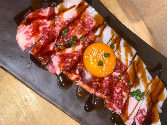 和牛もつ鍋と炙り和牛寿司 完全個室居酒屋 八重洲屋 八重洲日本橋店 - サブ画像3