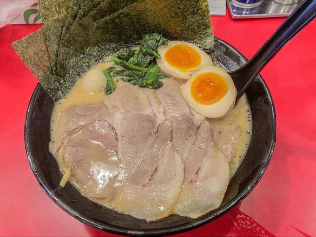 横浜家系ラーメン 八王子 大和家 - サブ画像3