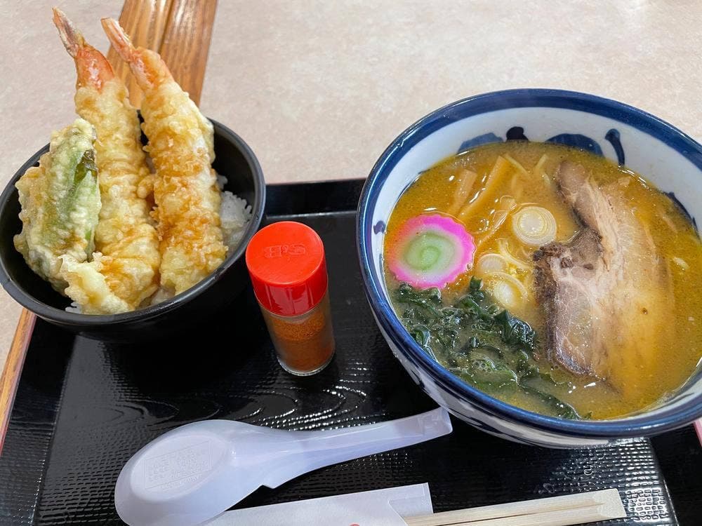 レストランペリカン