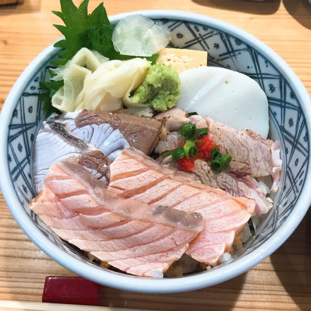 寿司茶屋 吟遊