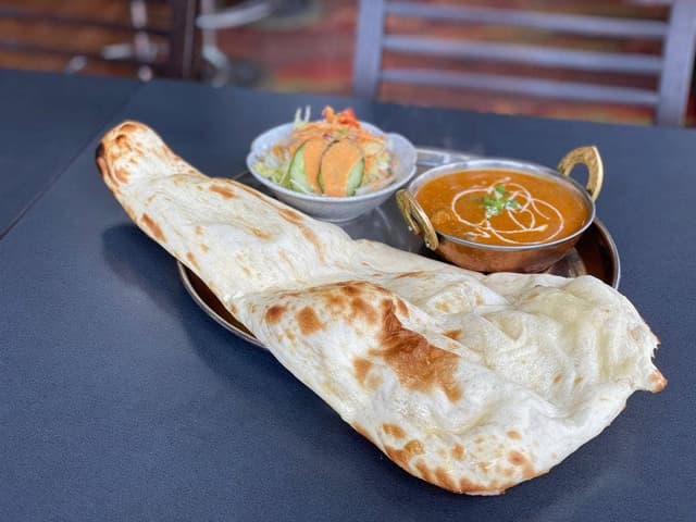 ぶんぶん ネパール&インドカレーハウス - サブ画像1