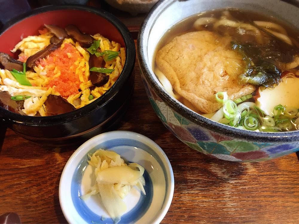 手打ち麺つるしこ