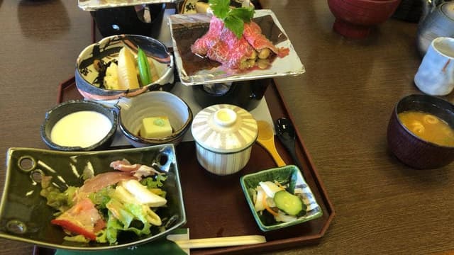 とろろめし 萬葉 - サブ画像3