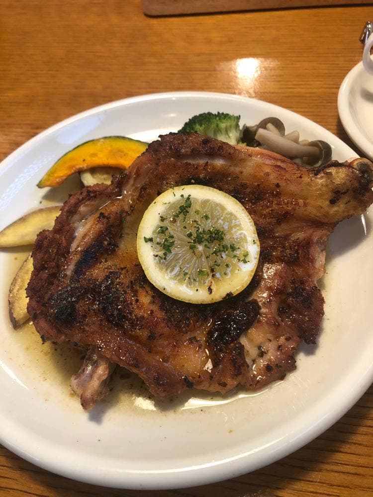 グリル ヒネもス