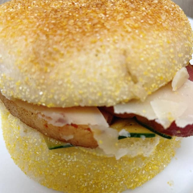 T's Bakery - サブ画像1