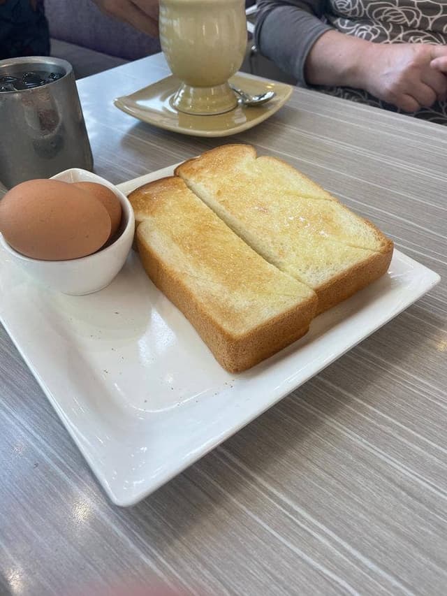 ベーカリーパーラー ペリカン 港当知店 - サブ画像1
