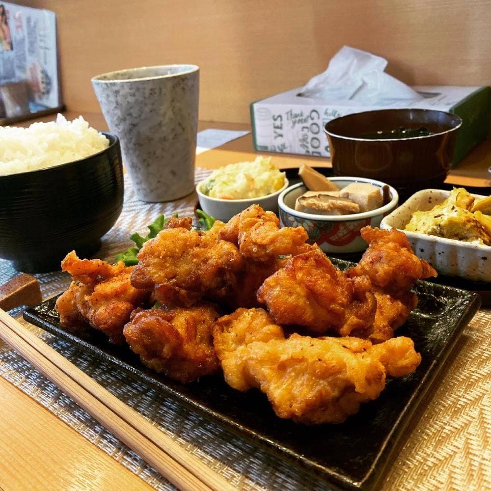 もってけ亭 三番丁店