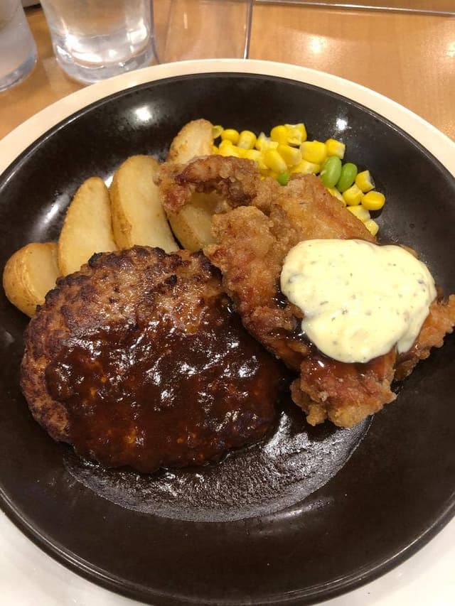 ジョナサン 狭山上広瀬店 - サブ画像1