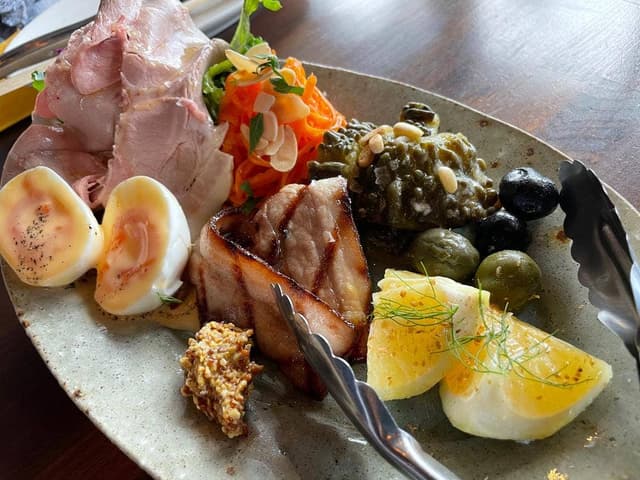 ビストロ ボンバ - サブ画像1