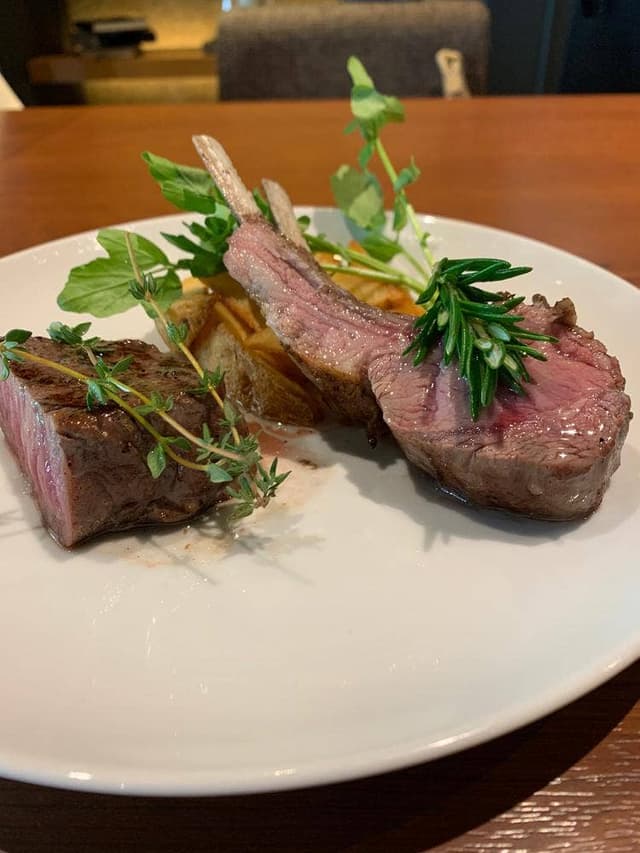 Akami Modern Chop House - サブ画像2