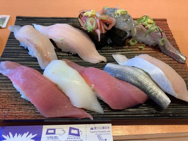 沼津魚がし鮨 流れ鮨 菊川店 - サブ画像2