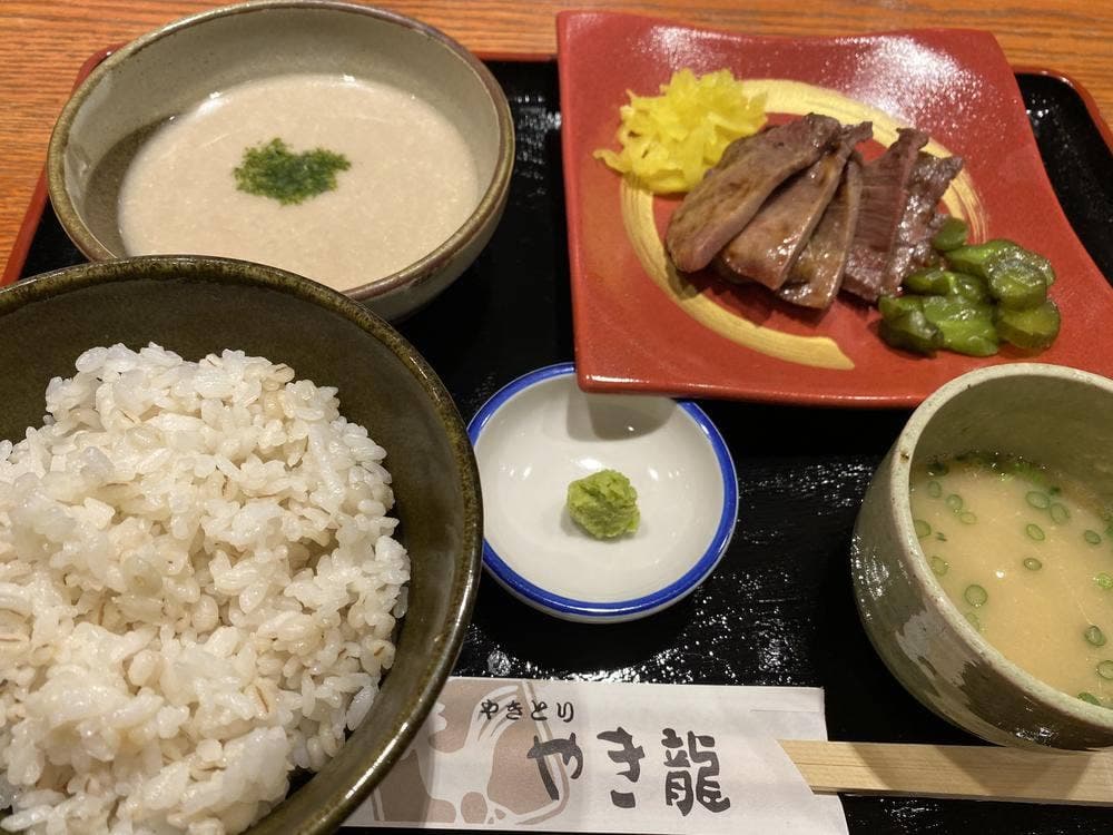 炭火串焼 やき龍 本郷店