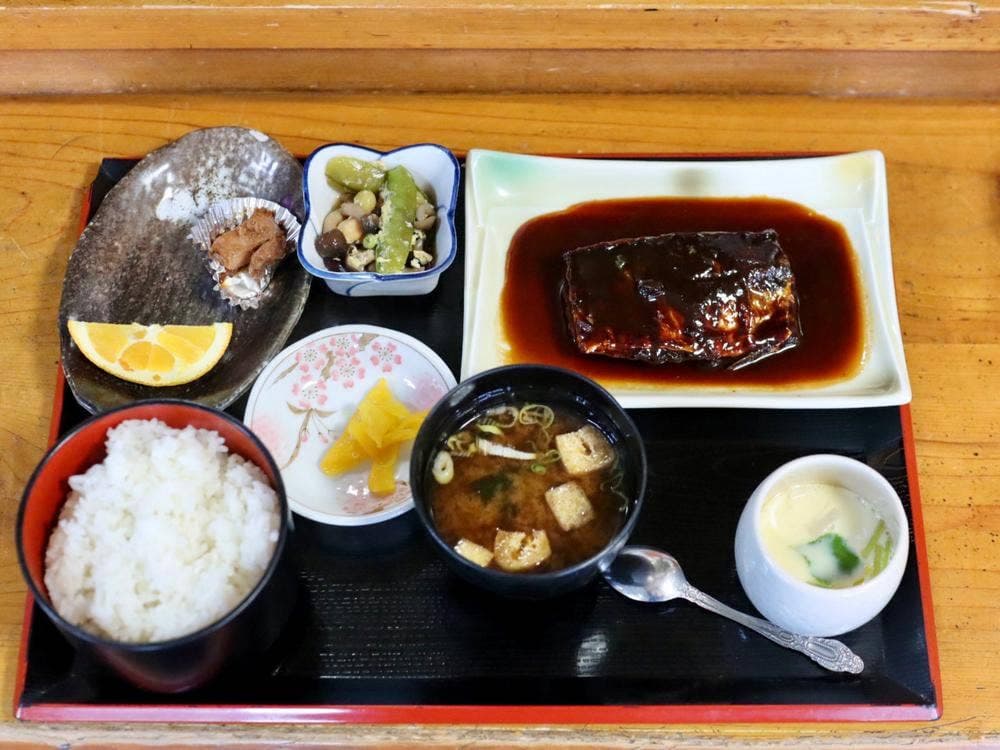 味処しらとり