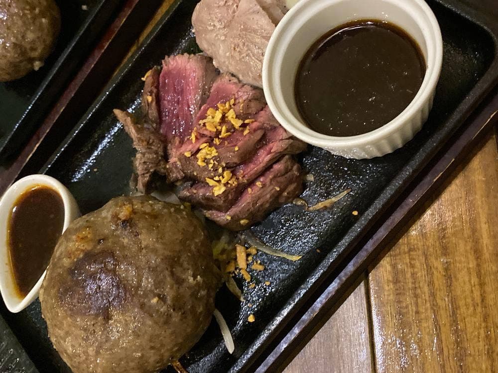 ワインと炭火焼の肉の店 Givino 門前仲町店