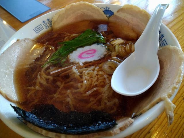 手打ち中華そば 白圡家 - サブ画像3