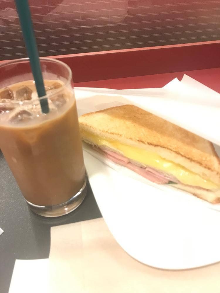 カフェ・ベローチェ みなとみらい店